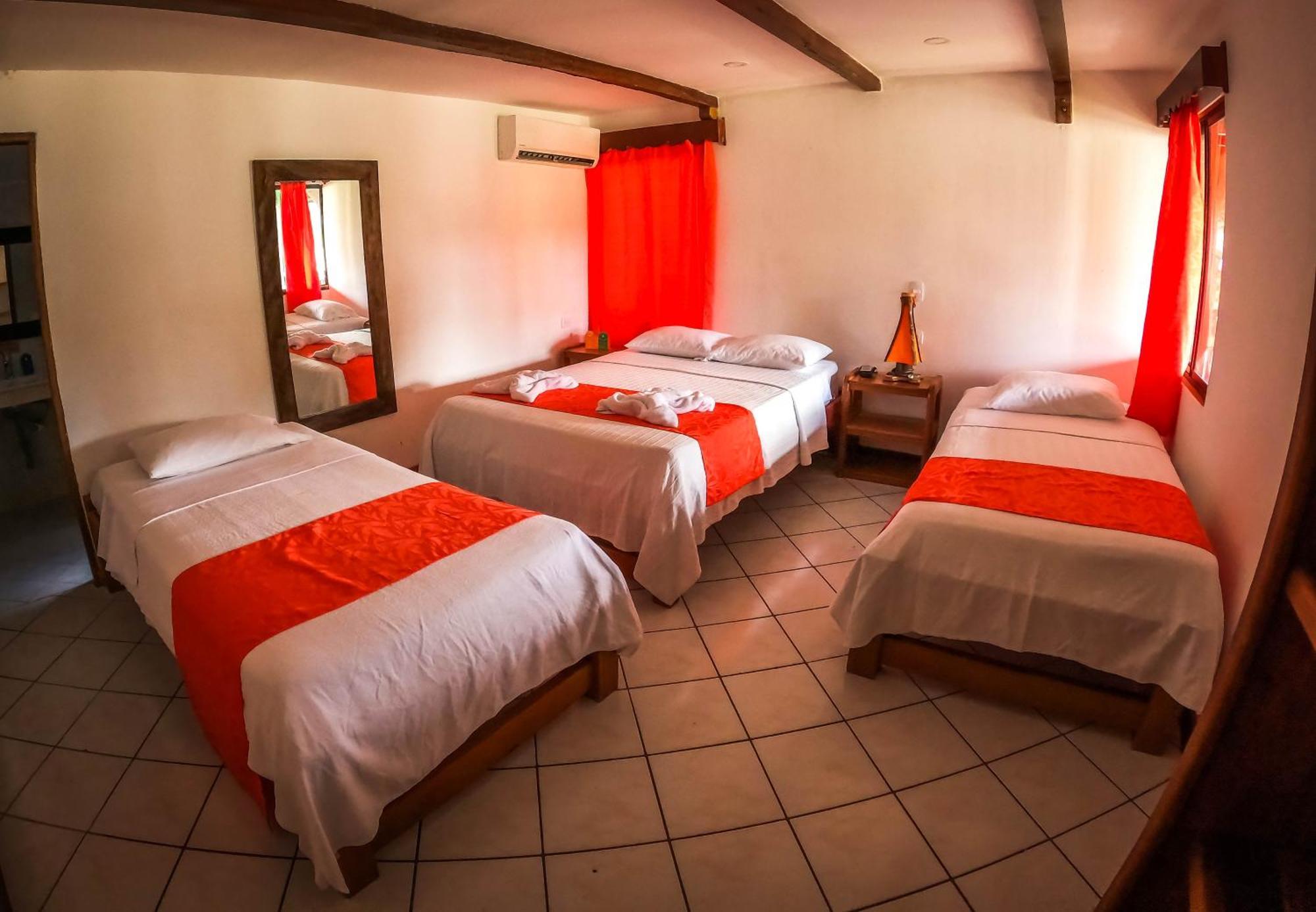 Tacarcuna Lodge Капургана Экстерьер фото